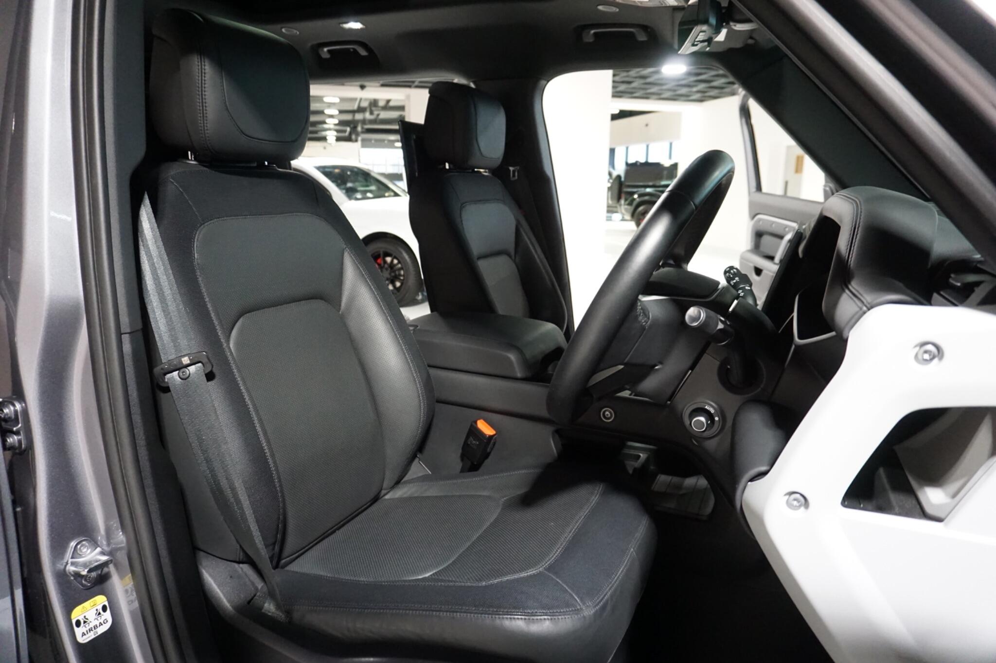 Land Rover Defender 110 2.0 P400e 15.4kWh X-Dynamic HSE SUV 5dr Petrol Plug-in Hybrid Auto 4WD Euro 6 (s/s) (404 ps)